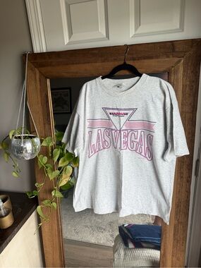 Vintage Stardust Las Vegas Graphic Short Sleeve Tee - Light Gray
